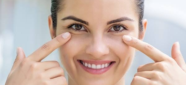 Under-Eye Puffiness and Wrinkles – Causes, Treatments, and Prevention